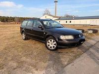 Gebraucht VW Passat 116 PS (85 kW) 2001 Schwarz Kombi