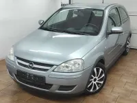 Usado Opel Corsa 80 HP (58 kW) 2005 Prateado Citadino