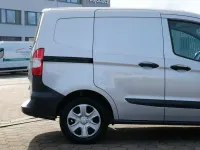 Gebraucht Ford Transit 75 PS (55 kW) 2023 Polar silber Van / Kleinbus