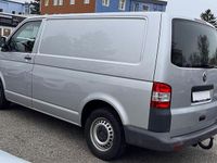 Gebraucht VW Transporter 140 PS (102 kW) 2012 Silber Van