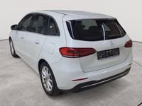Gebraucht Mercedes B200 Style 150 PS (110 kW) 2022 Digitalweiß metallic Van / Kleinbus