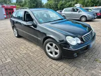 Gebraucht Mercedes C220 150 PS (110 kW) 2006 Schwarz Kombi