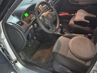 Gebraucht Skoda Fabia Active 75 PS (55 kW) 2014 Silber Limousine