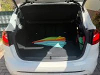 Używany BMW 220 Performance 192 KM (141 kW) 2017 Biały Kombi