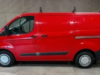 Używany Ford Transit 101 KM (74 kW) 2014 Czerwony Minivan