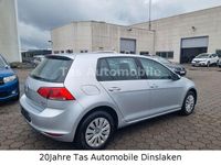 Gebraucht VW Golf VII S 110 PS (80 kW) 2015 Reflexsilber Limousine
