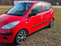 Gebraucht Hyundai i10 68 PS (50 kW) 2010 Rot Kleinwagen