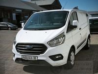 Gebraucht Ford Transit Custom 131 PS (96 kW) 2020 Frostweiß Van / Kleinbus