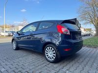 Gebraucht Ford Fiesta Trend 75 PS (55 kW) 2014 Blau Kleinwagen