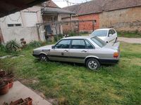 Second-hand Audi 80 68 CP (50 kW) 1986 Argintiu Berlinǎ