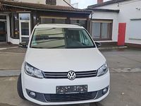 Gebraucht VW Touran 105 PS (77 kW) 2012 Weiß Van / Kleinbus