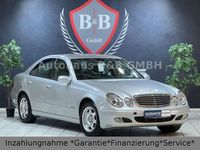 Gebraucht Mercedes E220 150 PS (110 kW) 2002 Silber Limousine
