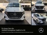 Gebraucht Mercedes V220 163 PS (119 kW) 2024 Weiß Van / Kleinbus