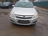 Gebraucht Opel Astra Edition 110 PS (80 kW) 2008 Silber Kombi