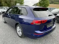 Gebraucht VW Golf VIII Life 150 PS (110 kW) 2021 Blau Kombi