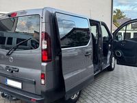 Gebraucht Nissan NV300 Premium Edition 145 PS (106 kW) 2019 Braun Van