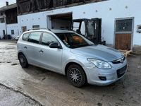 Gebraucht Hyundai i30 126 PS (92 kW) 2008 Silber Kombi