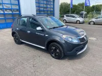 Gebraucht Dacia Sandero Stepway 68 PS (50 kW) 2011 Grau Limousine