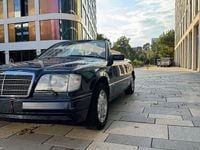 Gebraucht Mercedes E200 136 PS (100 kW) 1996 Blau Cabrio