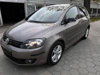 Gebraucht VW Golf VII Match 105 PS (77 kW) 2012 Braun Limousine