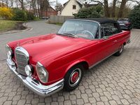 Gebraucht Mercedes W111 120 PS (88 kW) 1963 Rot Cabrio