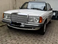 Gebraucht Mercedes 200 65 PS (47 kW) 1980 Weiß Limousine