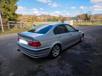 Gebraucht BMW 320 150 PS (110 kW) 1998 Silber Limousine