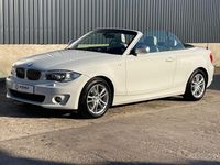 Gebraucht BMW 120 Cabriolet Sport Line 170 PS (125 kW) 2013 Weiß Cabrio