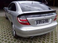 Gebraucht Mercedes C230 192 PS (141 kW) 2003 Silber Coupé