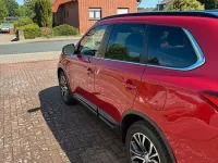 Gebraucht Mitsubishi Outlander Edition 150 PS (110 kW) 2018 Rot SUV