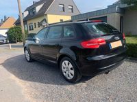 gebraucht Audi A3 Sportback 1.6 Ambiente