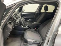 Gebraucht BMW 216 Advantage 116 PS (85 kW) 2016 Glaciersilber Van / Kleinbus