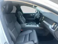 Gebraucht Volvo V60 Plus 197 PS (144 kW) 2025 Crystal weiß perleffekt Kombi