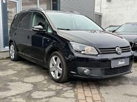 Gebraucht VW Touran Cup 105 PS (77 kW) 2015 Schwarz Van / Kleinbus