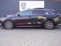 Gebraucht Kia ProCeed GT 204 PS (150 kW) 2024 Schwarz (zilinaschwarz metallic) Kombi