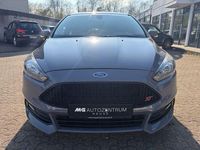 Gebraucht Ford Focus ST 250 PS (183 kW) 2015 Slategrau Limousine