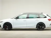 Gebraucht Skoda Octavia RS 200 PS (147 kW) 2023 Moonweiß perleffekt/moonweiss metallic (metallic) Kombi