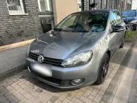 Gebraucht VW Golf VI 105 PS (77 kW) 2011 Grau Kleinwagen