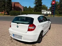 Gebraucht BMW 120 129 PS (94 kW) 2006 Weiß Kleinwagen