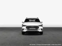 Gebraucht Audi e-tron Advanced 300 kW (408 PS) 2021 Gletscherweiß metallic SUV