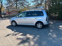 Gebraucht VW Touran 140 PS (102 kW) 2010 Silber Van / Kleinbus