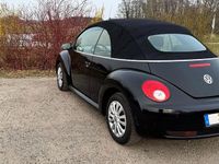 Gebraucht VW New Beetle 75 PS (55 kW) 2007 Schwarz Kleinwagen