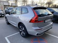 Gebraucht Volvo XC60 Plus 398 PS (292 kW) 2023 Silver dawn / metallic SUV