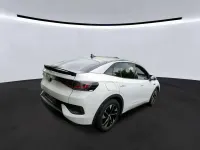 Gebraucht VW ID.5 Pro Performance 150 kW (204 PS) 2023 Gletscherweiß metallic schwar SUV