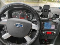 Gebraucht Ford Focus 101 PS (74 kW) 2008 Blau Kleinwagen
