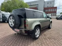 Usata Land Rover Defender HSE Dynamic 249 CV (183 kW) 2022 Verde SUV