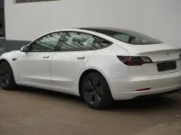 Gebraucht Tesla Model 3 Standard Range 208 kW (283 PS) 2021 Weiß Limousine