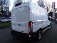 Gebraucht Ford Transit Trend 131 PS (96 kW) 2022 Weiß