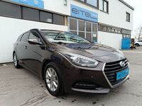 gebraucht Hyundai i40 cw Trend Panorama Navi Kamera LHZ SHZ