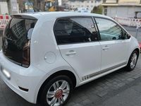 Gebraucht VW up! Beats 60 PS (44 kW) 2017 Weiß Kleinwagen